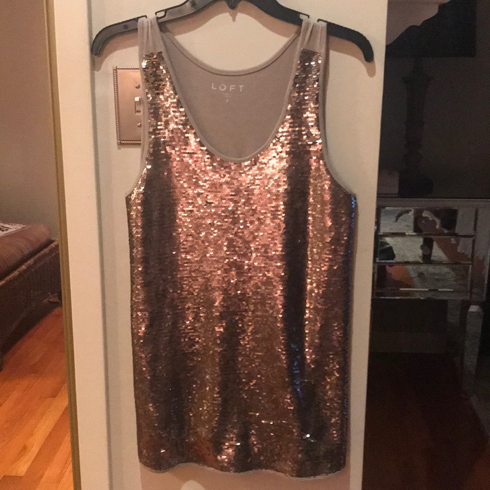 Gold sequenced tank